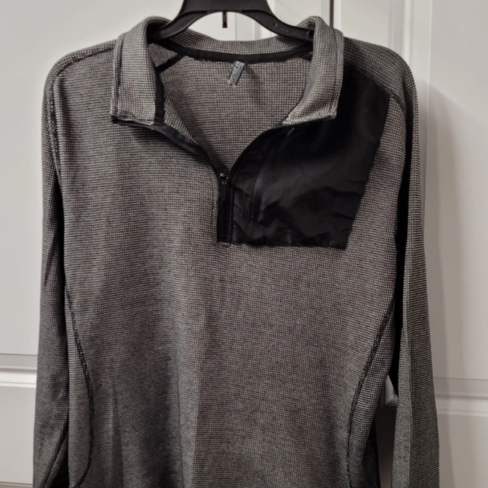 Amongst Others Men's Shirt Size: Medium